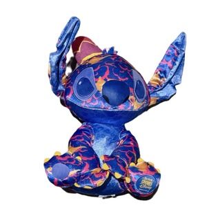 Disney Parks Plush 2021 Stitch Crashes Aladdin Limited Release w/ Hat No Tags